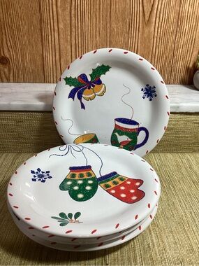 Vintage Crate & Barrel Christmas Ornament & Mitten Luncheon 8.25” Plates -